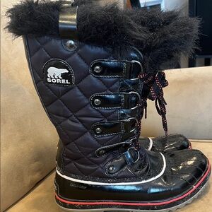 Sorel Black Quilted Boots with Fur Trim